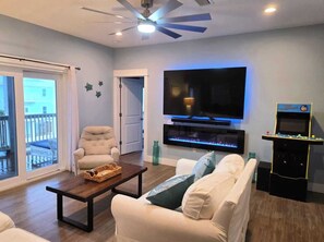 TV connectée, cheminée