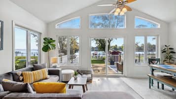 Smart TV, fireplace, books, printers