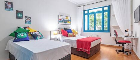 2 chambres, fer et planche Ă repasser, Wi-Fi, literie fournie