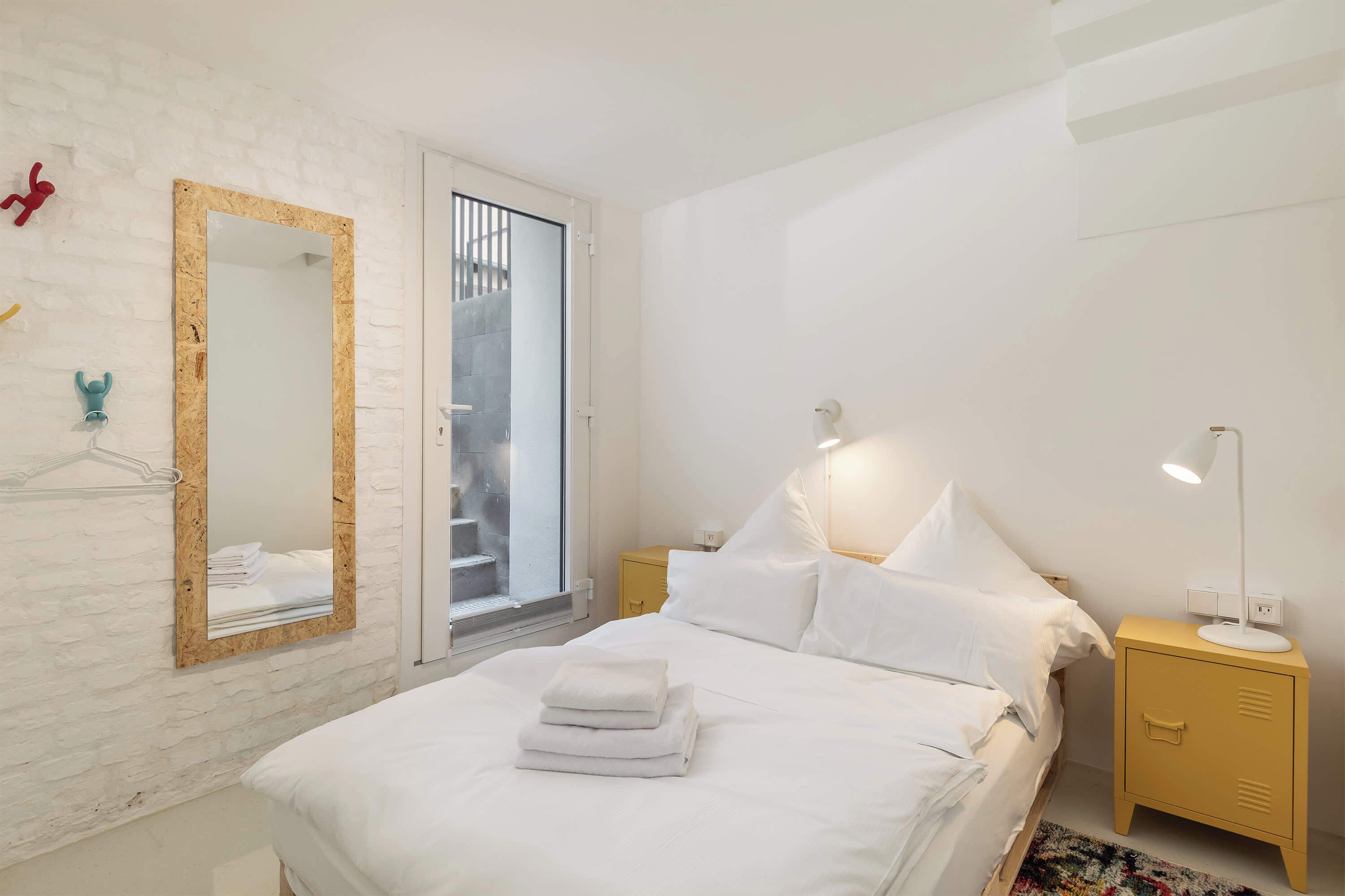 2 chambres, fer et planche à repasser, Wi-Fi, draps fournis