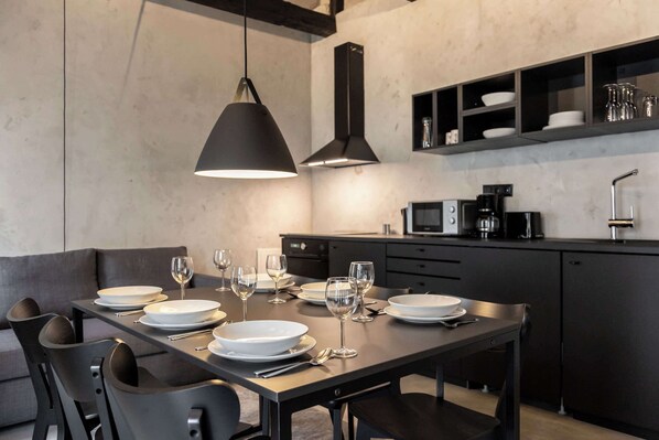 Dining - Black White 44sqm 2room maisonette apt near center (Berlin)