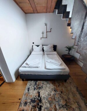 2 dormitoris, planxa i posts de planxar, un bressol de viatge i wifi 