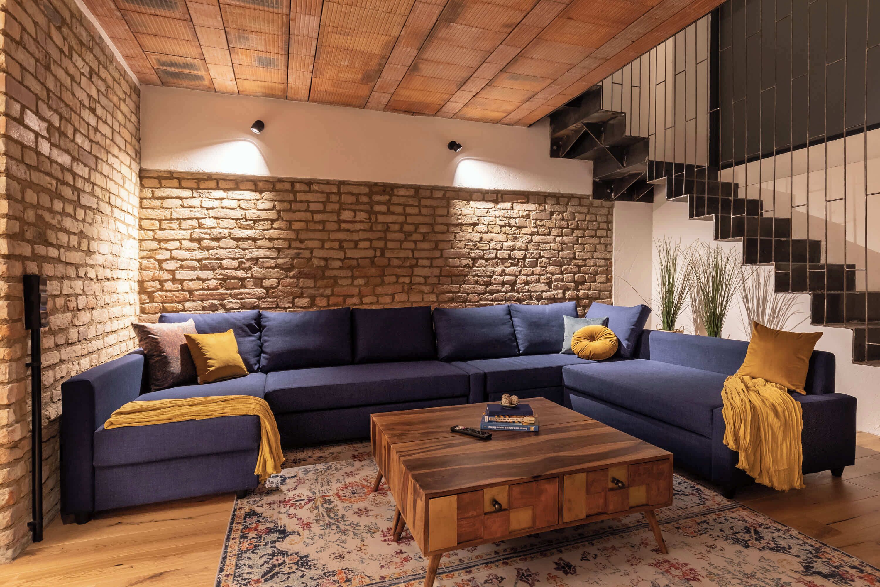 Fernseher, Stereoanlage, Arbeitsbereiche