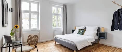 2 bedrooms, iron/ironing board, travel cot, WiFi