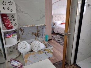 1 Schlafzimmer, Bügeleisen/Bügelbrett, WLAN, Bettwäsche