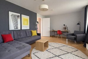 Televisión, oficina