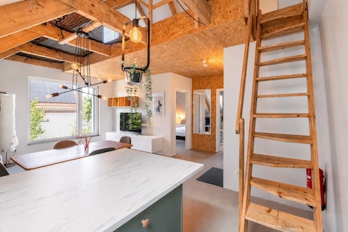 Bright Hideaway (70 sqm) near BER Airport