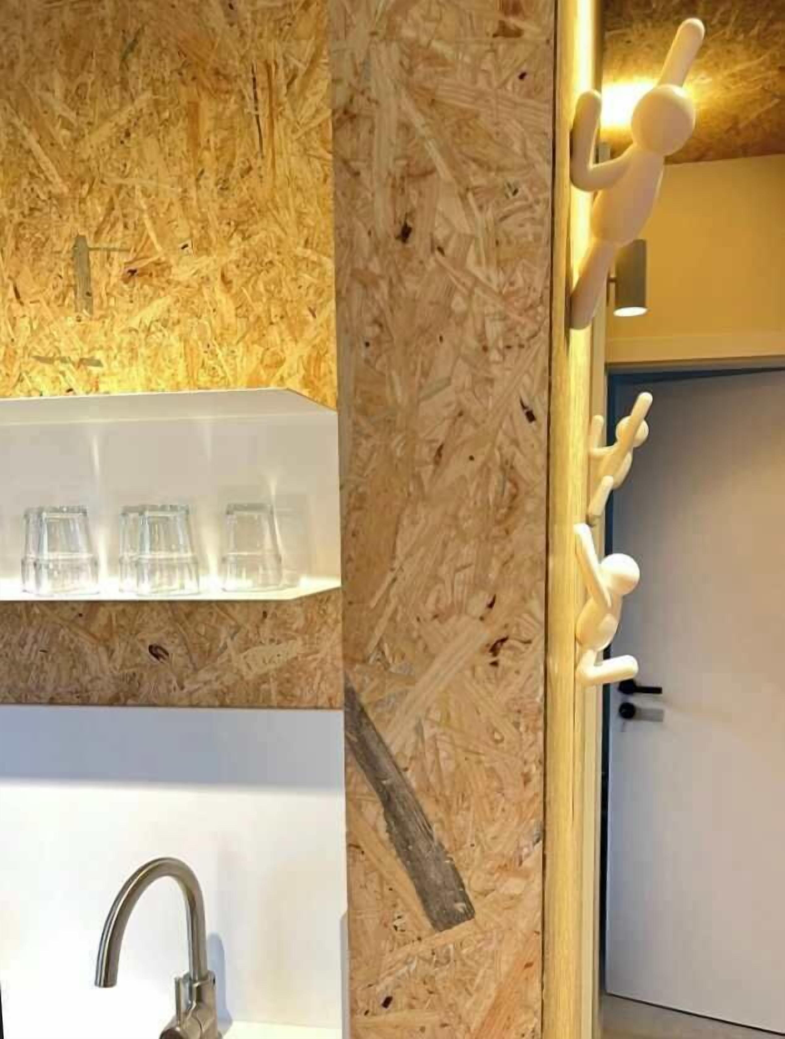 Dusche, Haartrockner, Handtücher, Shampoo