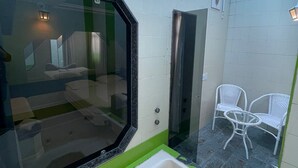 Bain à remous privé