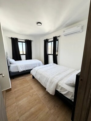 3 bedrooms, WiFi, bed sheets