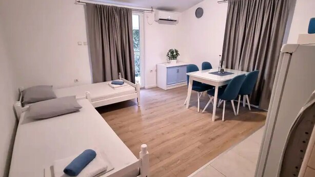 2 Schlafzimmer, Bügeleisen/Bügelbrett, WLAN, Bettwäsche