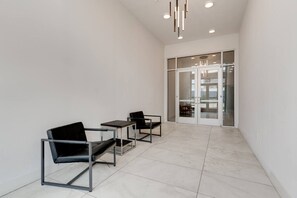 Interior - Gameday Stay! POOL • Walk to Vandy Stadium! (Nashville)