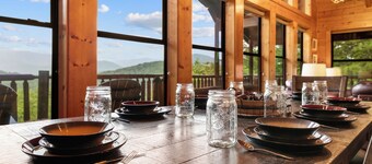 The Lodge - Rustic Cabin w/ Hot Tub & Games!