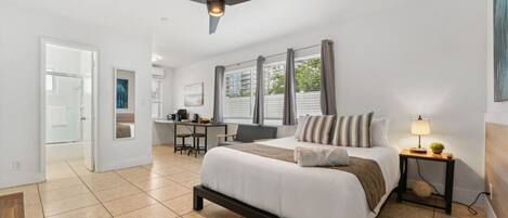 1 bedroom, iron/ironing board, travel cot, WiFi