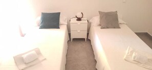 3 camere, ferro/asse da stiro, Wi-Fi gratuito, lenzuola