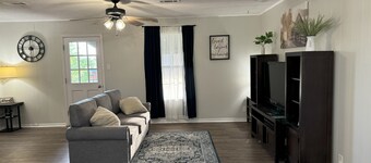 CHARMING country home with easy city access