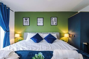 2 bedrooms, iron/ironing board, WiFi (free), bed sheets