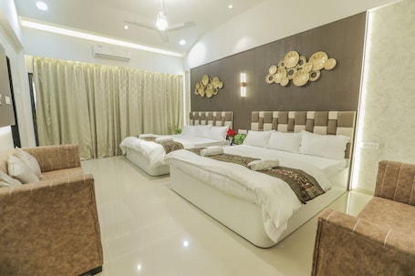 Deluxe Villa, Balcony | 3 bedrooms, free WiFi