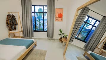 4 bedrooms, blackout drapes, iron/ironing board, free WiFi