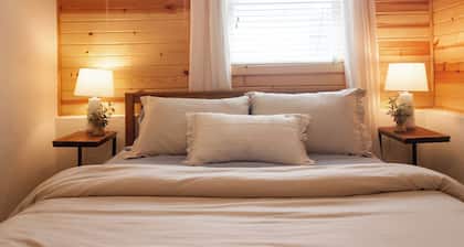 Kosh Cottage - Beach Vibes & Gorgeous Sunrises!