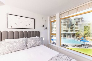 1 slaapkamer, een strijkplank/strijkijzer, wifi, beddengoed