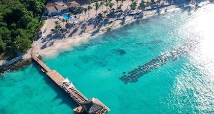 Cadaques Caribe Resort charming apartment, wonderful private beach