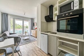 Interior - Moulin à Vent A14 - Appt pour 4 avec balcon (Bondy)