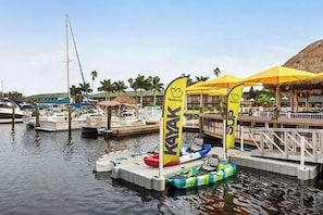 Marina/club náutico