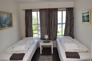 Double Room, Partial Ocean View (2) | Free WiFi, bed sheets