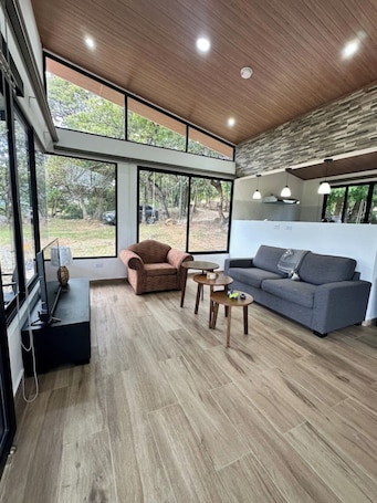 Smart TV. Cabana Vergara Santa Fe