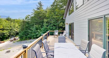 Mountain getaway close to ponds, hiking & skiing perfect for outdoor enthusiasts