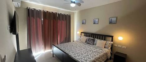 2 多间卧室、熨斗/熨衣板、WiFi、床单