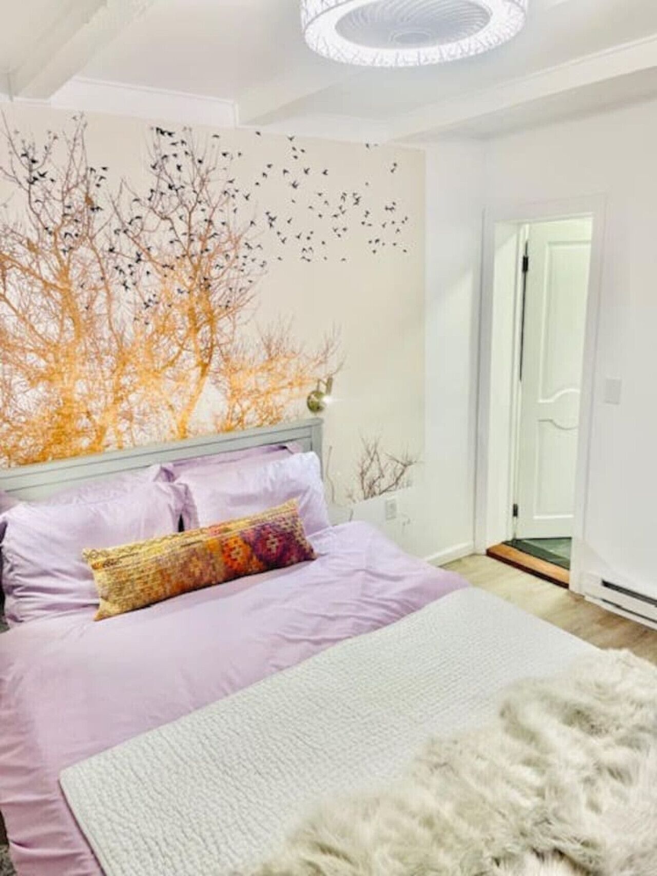 1 bedroom, desk, WiFi, bed sheets