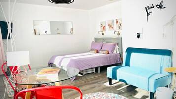 1 chambre, bureau, Wi-Fi, draps fournis