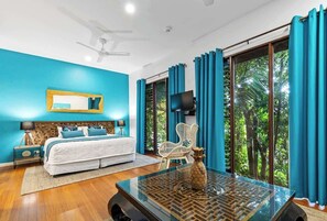 3 bedrooms, iron/ironing board, WiFi, bed sheets - Villa One on Murphy Street (Port Douglas)
