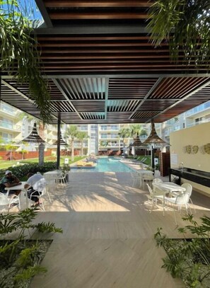 Outdoor dining - vr121hc. Beautiful and close to the beach.

 (Bayahibe)