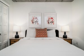 3 bedrooms, iron/ironing board, WiFi, bed sheets - L'odyssée - Parking Gratuit - Piscine - BBQ - AC (Québec)