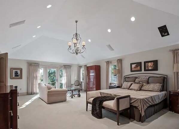 6 間睡房、熨斗/熨衫板、Wi-Fi、床單