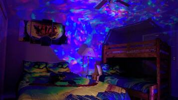 3 bedrooms, iron/ironing board, travel crib, WiFi