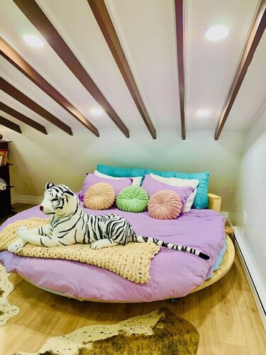 Paloma Large Attic Apartment