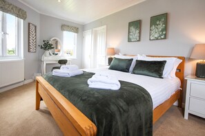 3 bedrooms, WiFi - Windrush Lake 41, Kingfisher House (South Cerney)