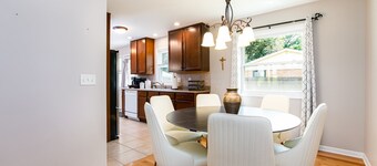TDJ Getaway<>4BR Home w/game room