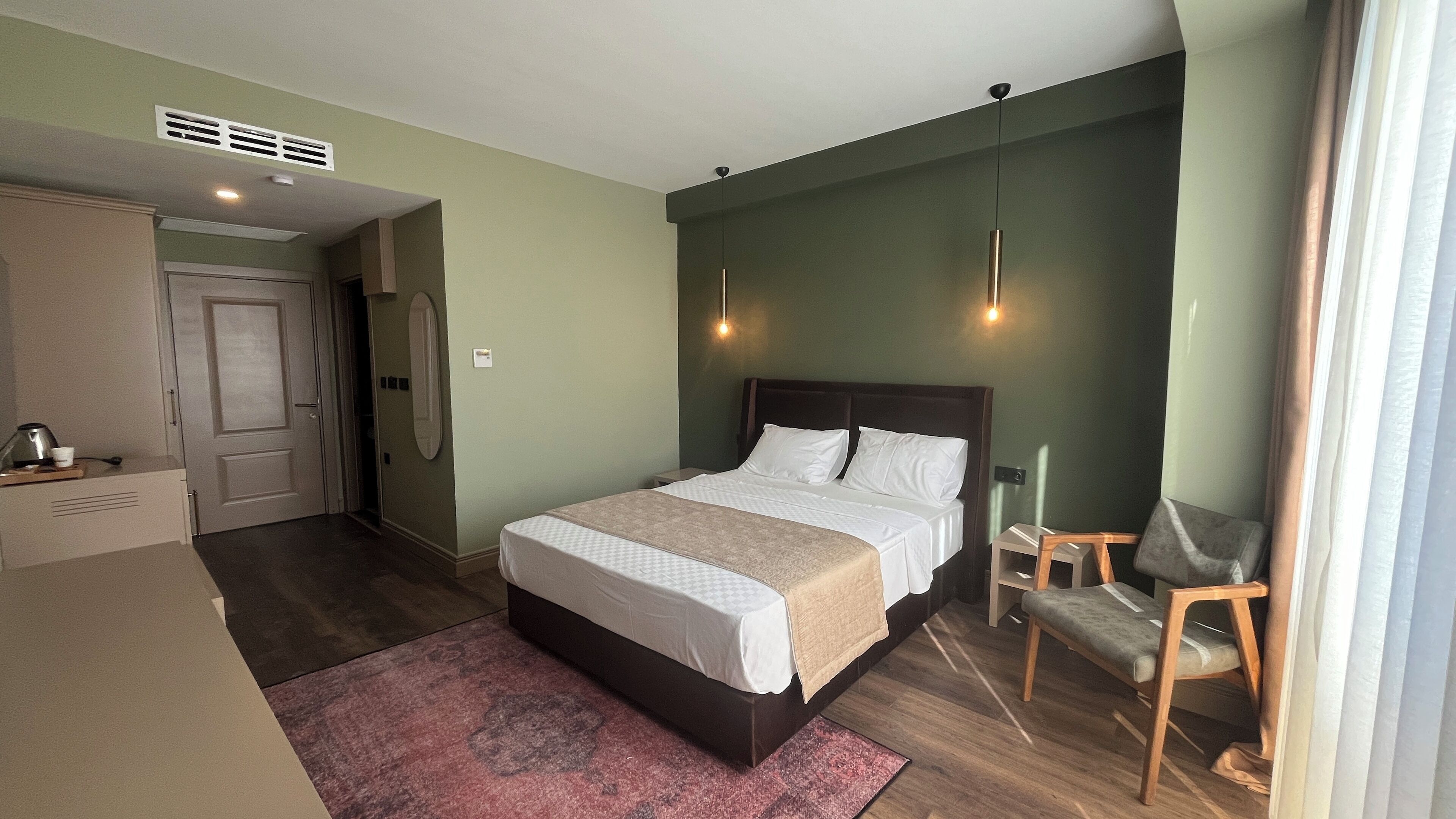 Premium bedding, memory foam beds, free minibar, in-room safe