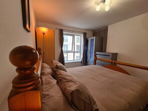 1 bedroom, Internet - Centrally Located Modern Apartment (Greater Manchester)