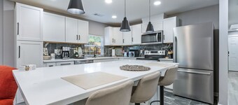 Cozy Retreat Near UA & Stadium, Tuscaloosa