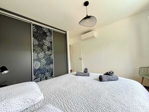 4 bedrooms, iron/ironing board, travel crib, WiFi
