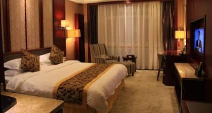 Huilong Business Hotel