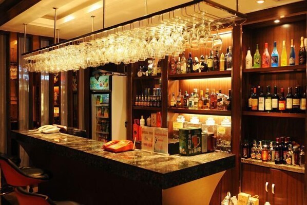 Bar (on property) - Huilong Business Hotel (Fuyuan)
