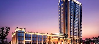 Joylake Hotel