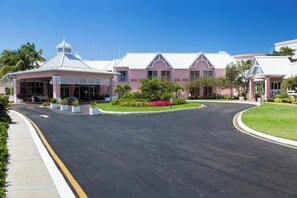 Exterior - Atlantis Harborside 2 Bedroom (Nassau)